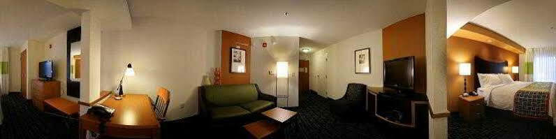 Fairfield & Hotel 3*